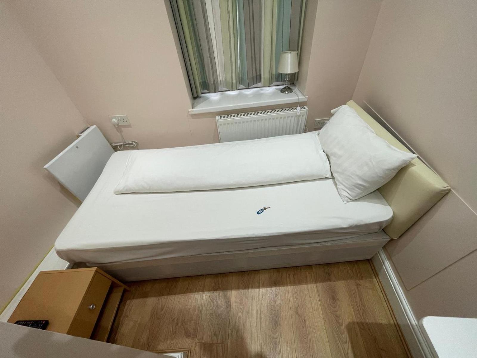 Leman House Hotel Лондон Екстериор снимка