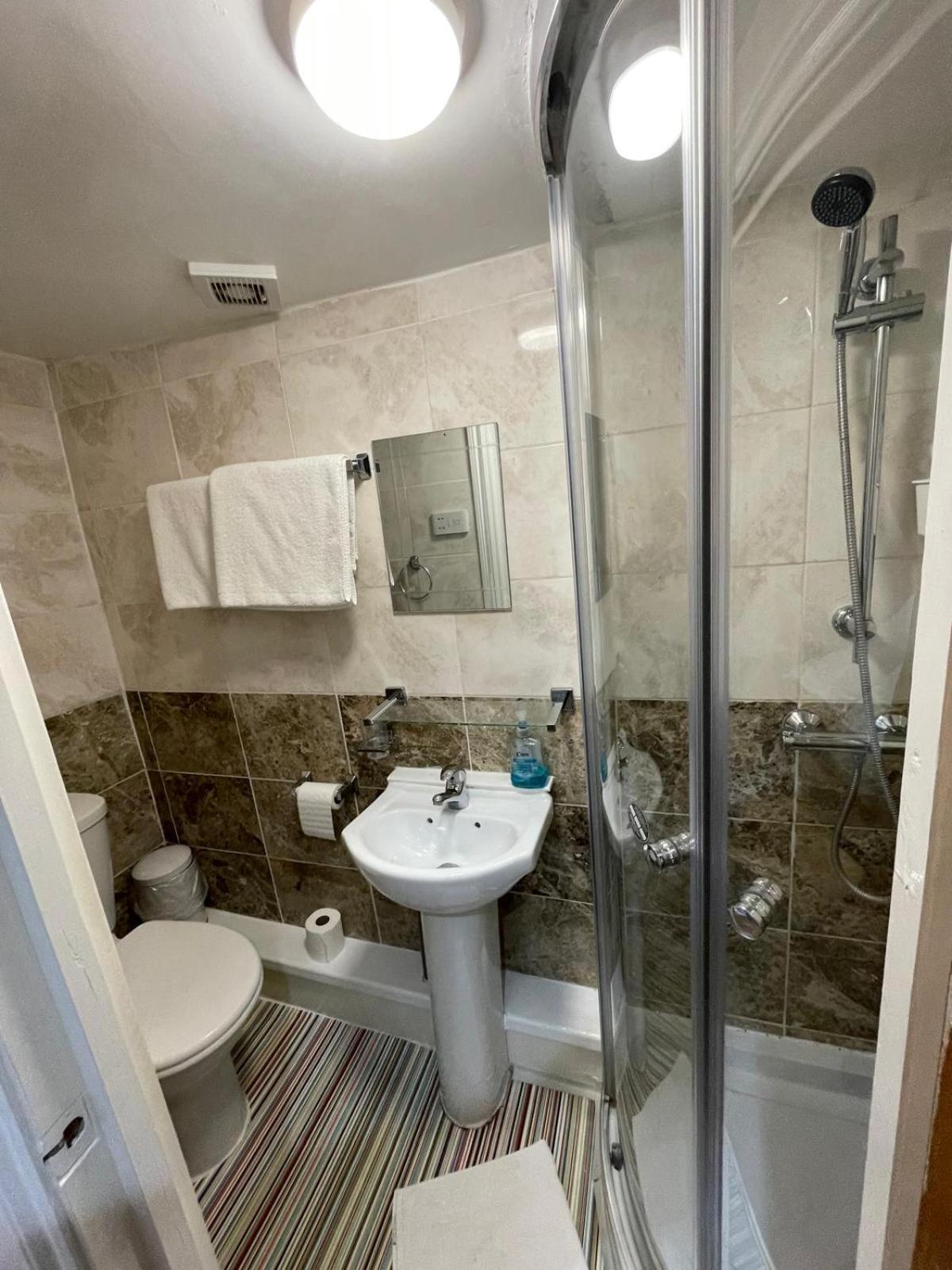 Leman House Hotel Лондон Екстериор снимка